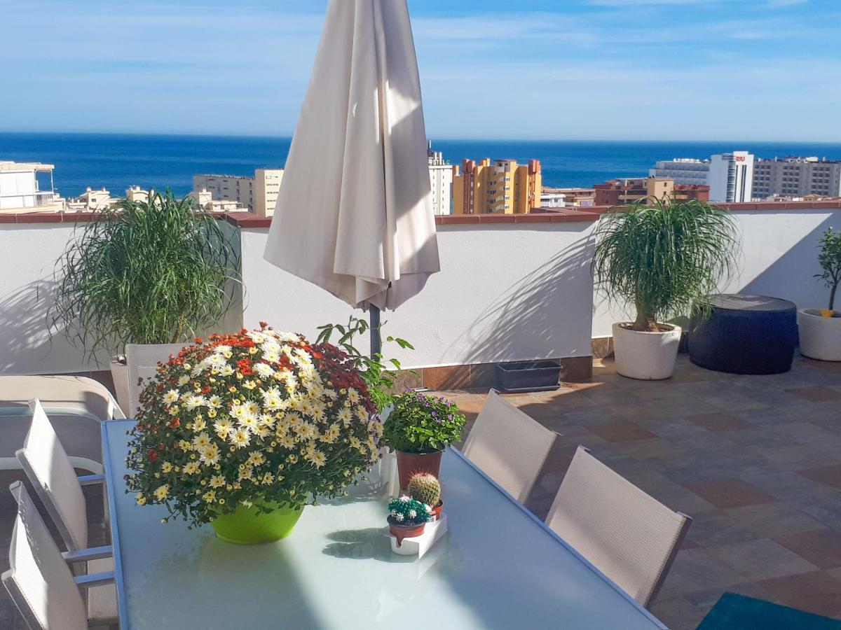 Atico Duplex Con Vistas Al Mar. Dos Plazas De Garaje Διαμέρισμα Τορρεμολίνος Εξωτερικό φωτογραφία