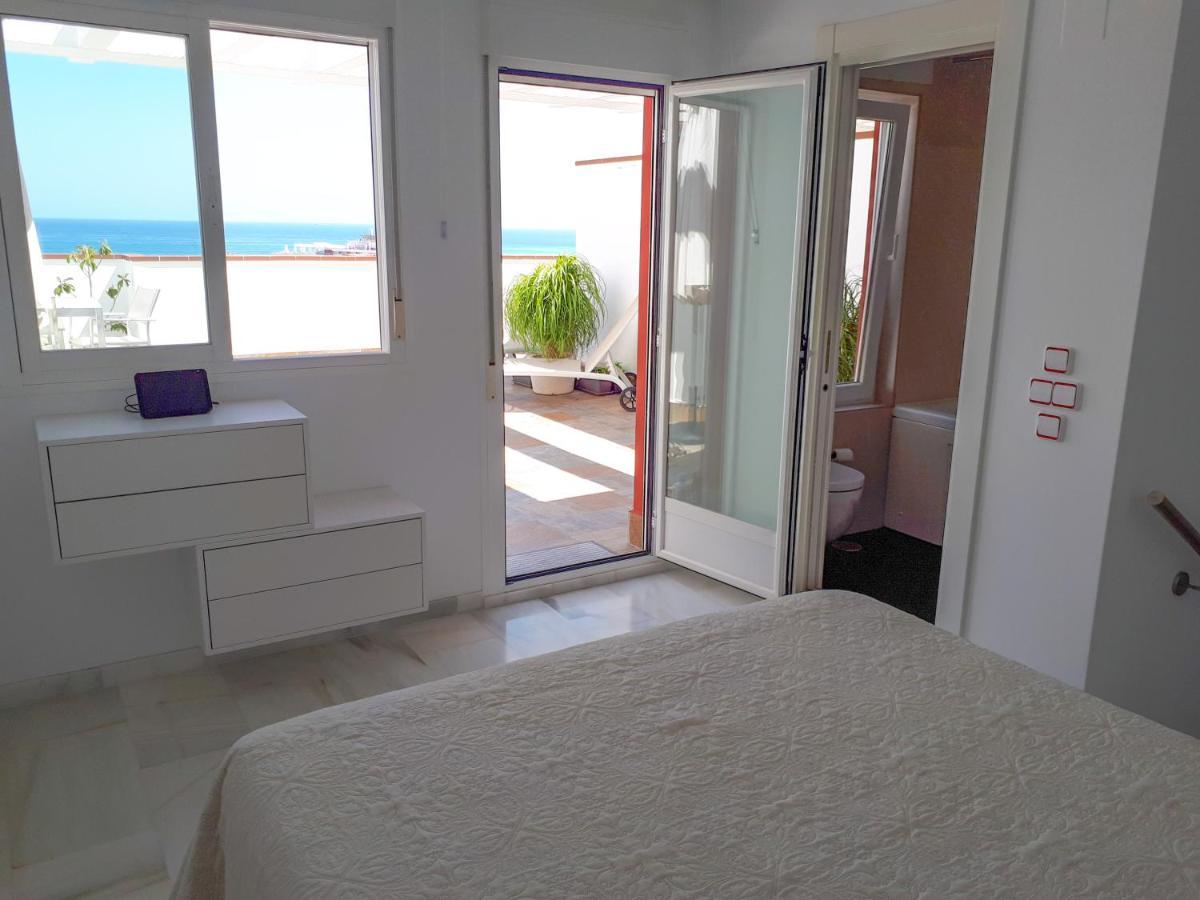 Atico Duplex Con Vistas Al Mar. Dos Plazas De Garaje Διαμέρισμα Τορρεμολίνος Εξωτερικό φωτογραφία