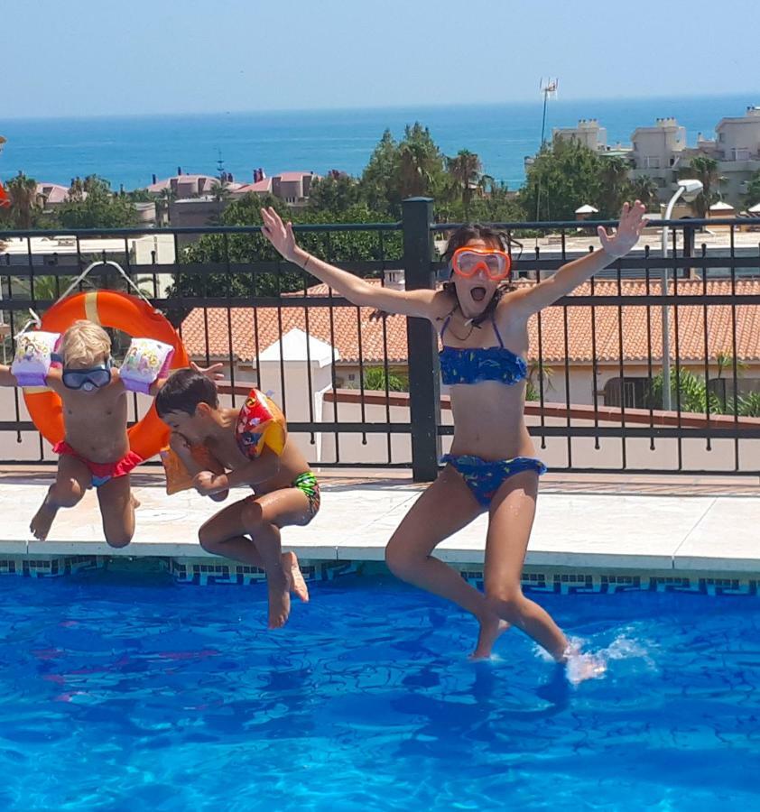 Atico Duplex Con Vistas Al Mar. Dos Plazas De Garaje Διαμέρισμα Τορρεμολίνος Εξωτερικό φωτογραφία